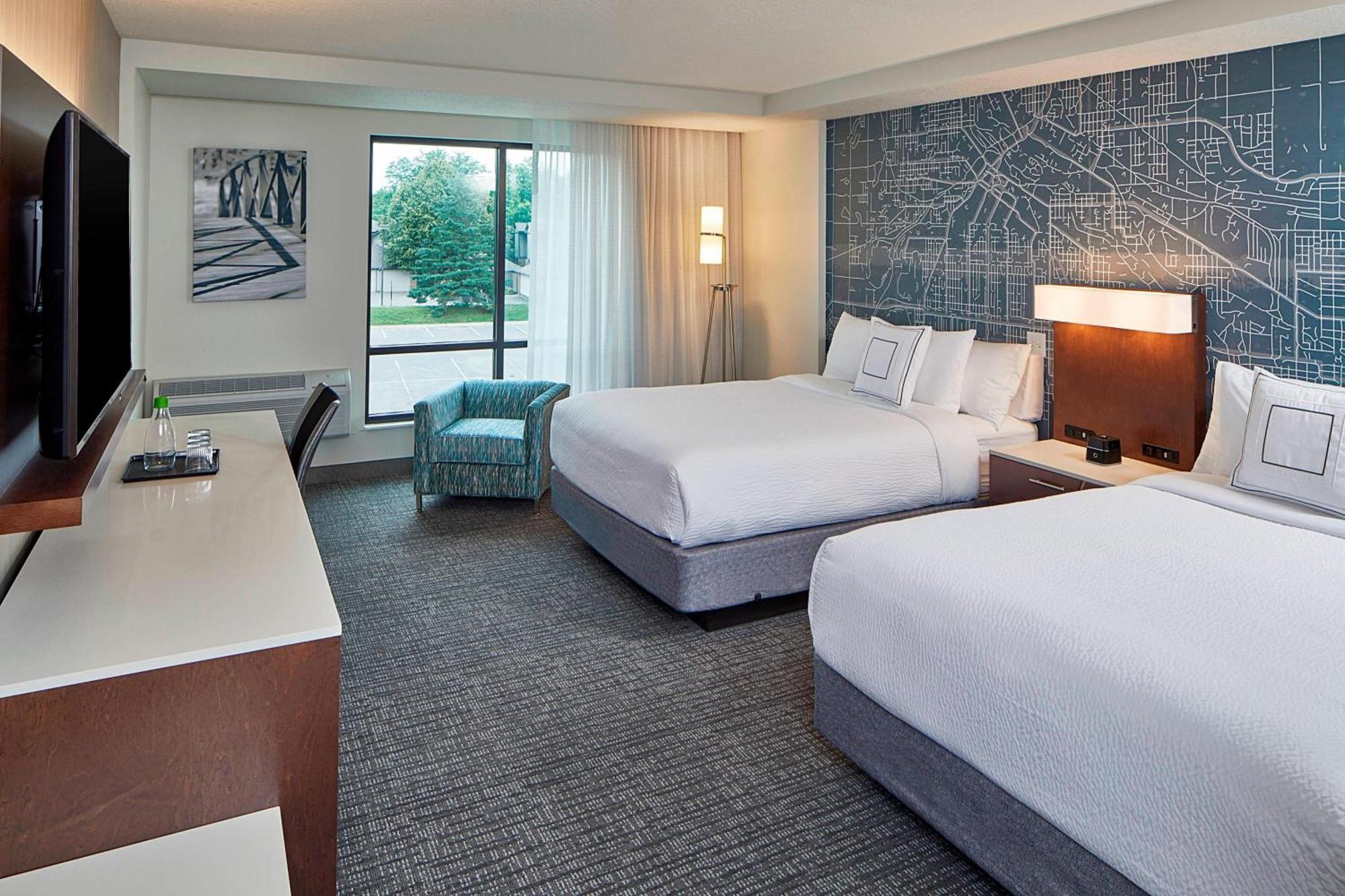 คอร์ตยาร์ด มินนีอาโพลิส เวสต์ Hotel เซนต์หลุยส์พาร์ค ภายนอก รูปภาพ
